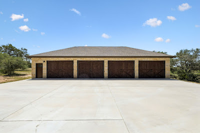 879 Latigo Blvd photo 43