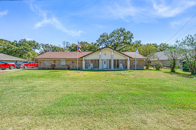 1075 Oak Ridge Dr photo 8