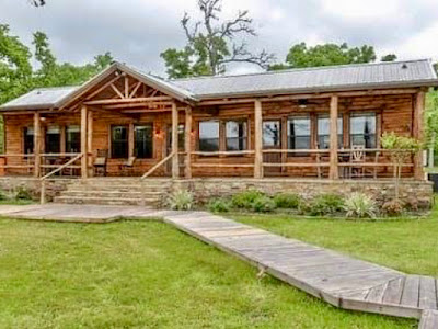 Aggie Retreat photo 7