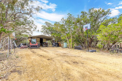 8417 State Highway 16 N photo 34