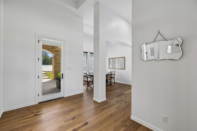 879 Latigo Blvd photo 36