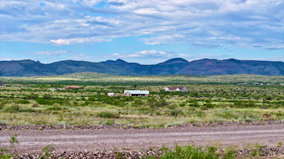 Tract 4, Sierra La Rana, Alpine, TX 79830 photo 5