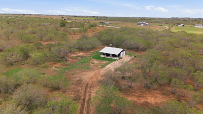812 County Road 415 photo 3