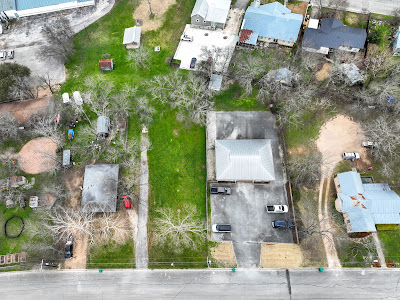 115 Pecan St photo 4