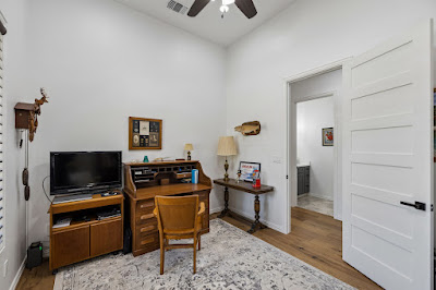 879 Latigo Blvd photo 21
