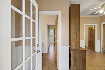 48 Holiday Rd photo 25