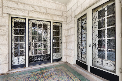 17 Herff Rd photo 13
