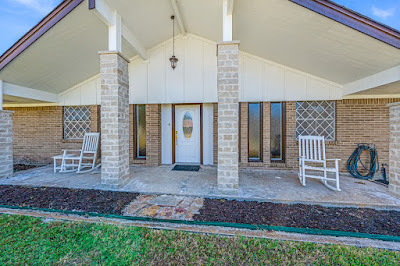 1075 Oak Ridge Dr photo 10