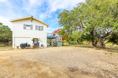 8417 State Highway 16 N photo 28