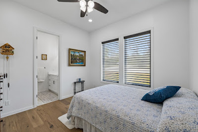 879 Latigo Blvd photo 32