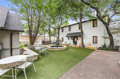 The Courtyard at Elk & Main photo 23