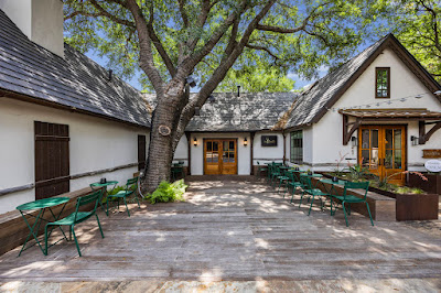The Courtyard at Elk & Main photo 96