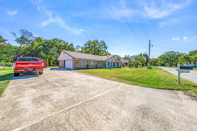 1075 Oak Ridge Dr photo 7